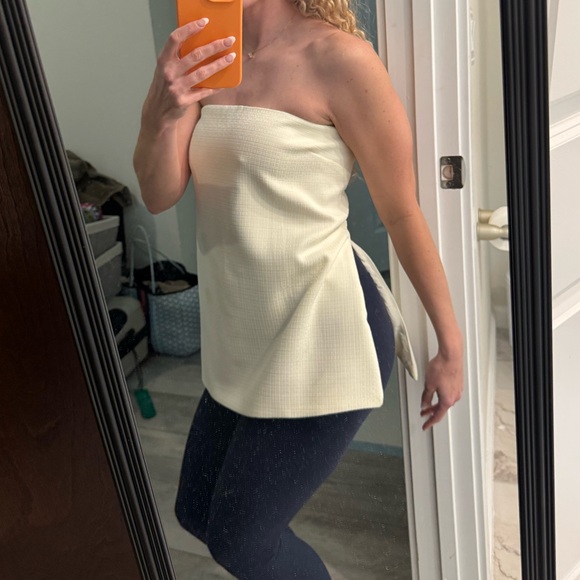 These Three Boutique Linen Ivory Strapless Top Medium - Picture 14 of 14